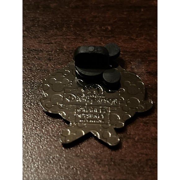 Disney‎ Marvel Comics She Hulk Kawaii Art Mystery Collection 1 Pin - Picture 3 of 4